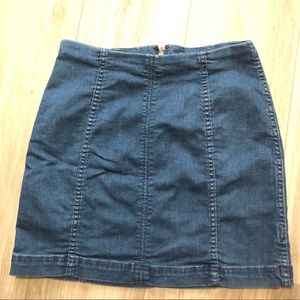 EUC Free People Modern Femme Denim Skirt (Size 8)